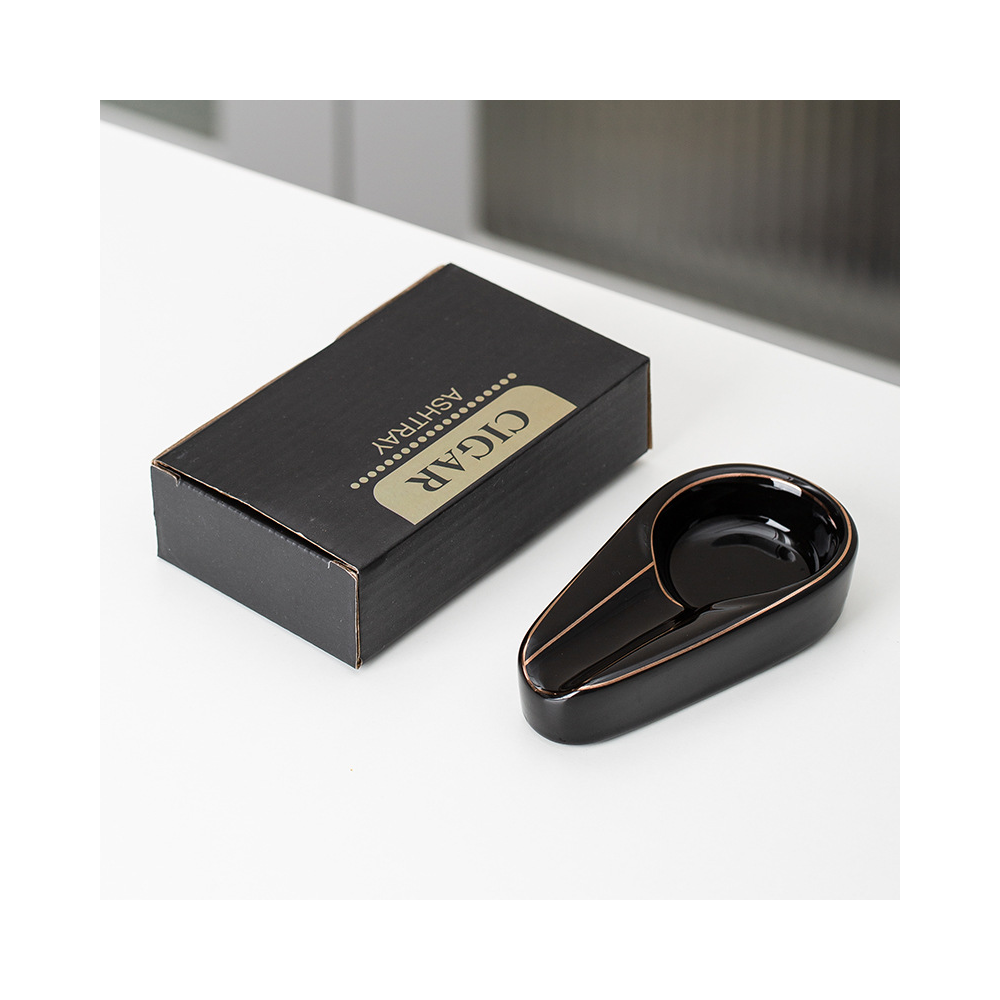 Cigar Ashtray (1272)